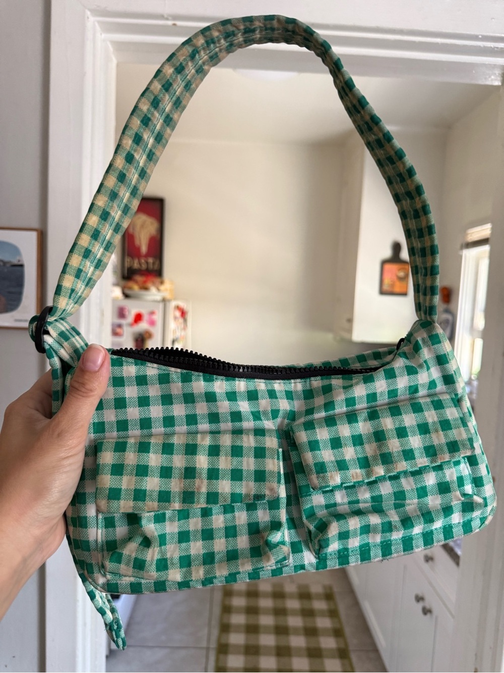BAGGU cargo shoulder bag green & white gingham - Picture 7 of 9